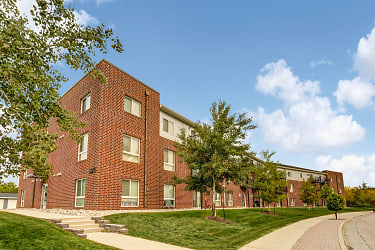 Northern Pacific Apartments - East Grand Forks, MN