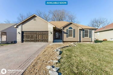 3324 S Hanthorn Ave - Independence, MO