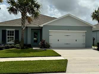 345 Clementine Rd - Fort Pierce, FL