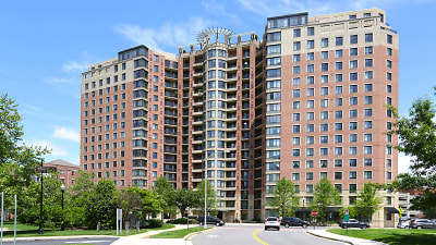 1401 Joyce On Pentagon Row Apartments - Arlington, VA