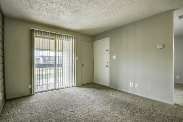 Union Point Apartments - Tulsa, OK