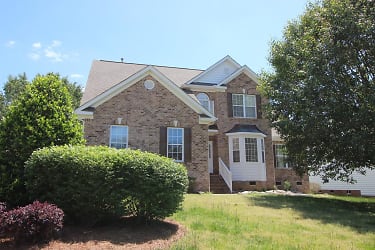 101 Milley Brook Ct - Cary, NC