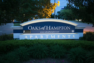Oaks At Hampton Apartments - Rochester Hills, MI