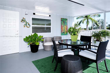 3281 NW 14th Terrace #0 - Miami, FL