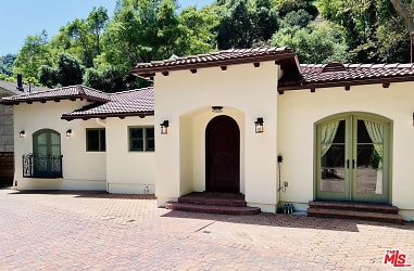 1955 Benedict Canyon Drive - Beverly Hills, CA