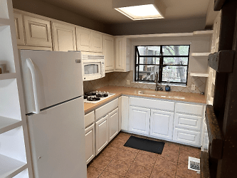337 Red Bluff Rd unit A - undefined, undefined