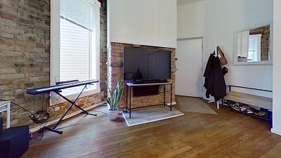 910 W Wrightwood Ave unit 1R - Chicago, IL