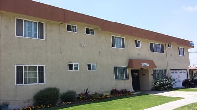 13407 Cordary Ave unit 01 - Hawthorne, CA