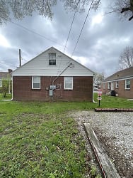 615 N Tibbs Ave - Indianapolis, IN
