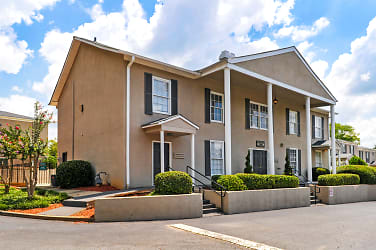 Kristopher Woods Apartments - Clarkston, GA