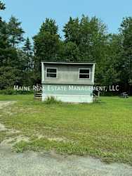 17 Park Dr - Canaan, ME