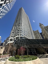 405 N Wabash Ave - Chicago, IL