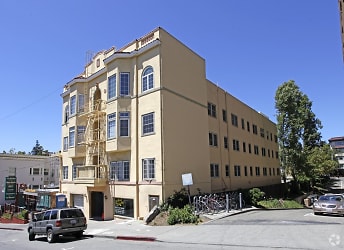 2511 Hearst Ave unit 214 - Berkeley, CA