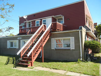 1225 Banks Ave unit 6 - Superior, WI