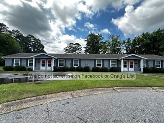 116 Sycamore Ct - Fayetteville, NC
