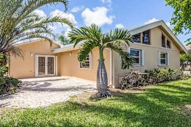 6376 Amberwoods Dr - Boca Raton, FL