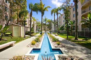 La Regencia Apartments - San Diego, CA