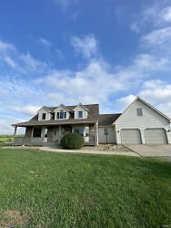 22611 Campbell Rd - Spencerville, IN