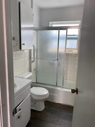 1605 Saunders St unit 6 - undefined, undefined
