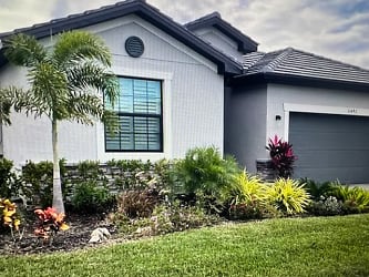 11091 Canopy Loop - Fort Myers, FL
