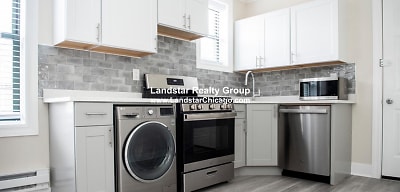 3841 N Greenview Ave unit 2W - Chicago, IL
