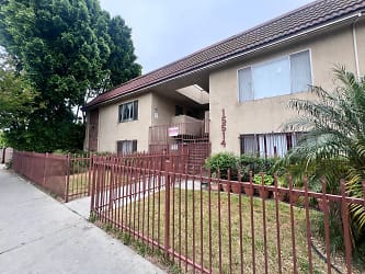 15514 Chase St unit 4 - Los Angeles, CA