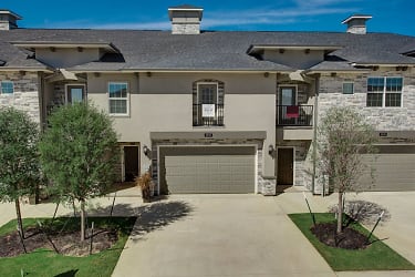 416 Kate Ln - College Station, TX