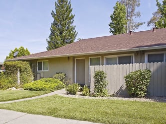 Hilltop Garden - Redding California Apartments - undefined, undefined