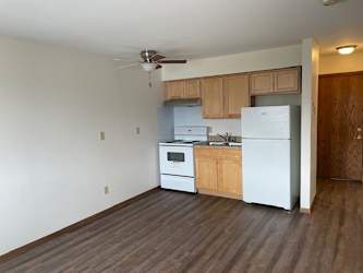 2129 Randolph Ave unit 2129 107 - New Holstein, WI