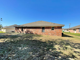 2205 Indian Trail unit A - Harker Heights, TX