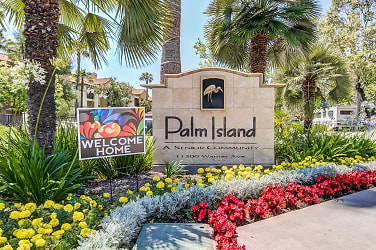 Palm Island Senior Living +55 Apartments - undefined, undefined