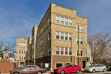 3040 W Diversey Ave - Chicago, IL