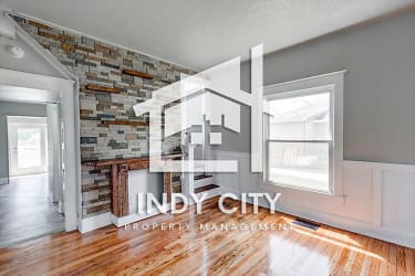 1417 S Lynhurst Dr - Indianapolis, IN