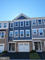 52 Copper Ct - Royersford, PA