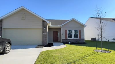 151 Wadsworth Ct - Colburn, IN