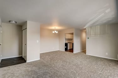 4728 Wakefield Rd unit 302 - Baltimore, MD