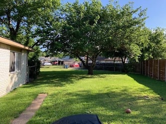 5033 Blue Glen Dr - The Colony, TX