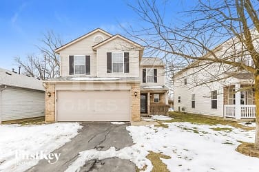 2045 Prominence Dr - Grove City, OH