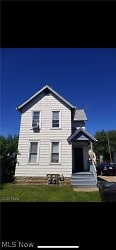 3512 Henritze Ave #UP - Cleveland, OH
