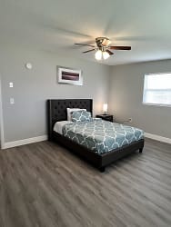 Room For Rent - Winter Haven, FL