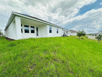 2898 Armstrong Ave - Clermont, FL