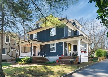 63 Dunnell Rd - Maplewood, NJ