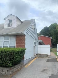 327 S 3rd St unit 38 - Coopersburg, PA