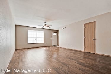 2509 Meadow View Apartments - Fayetteville, AR