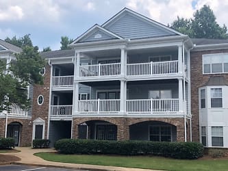 Landmark At Coventry Pointe Apartment Homes - Lawrenceville, GA