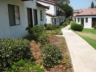 2854 Apartments - Escondido, CA