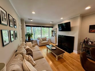 608 N May St #2 - Chicago, IL