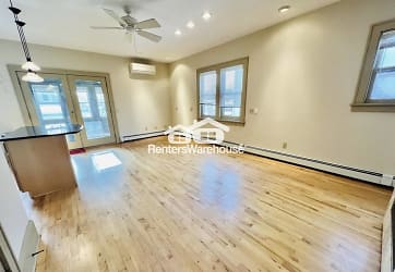 2044 Saint Clair Ave - undefined, undefined