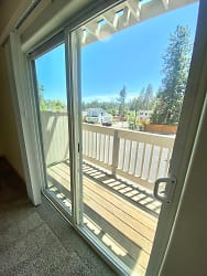 1673 NW Portland Ave - Bend, OR