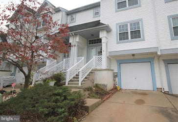 4002 Quaker Ct - undefined, undefined